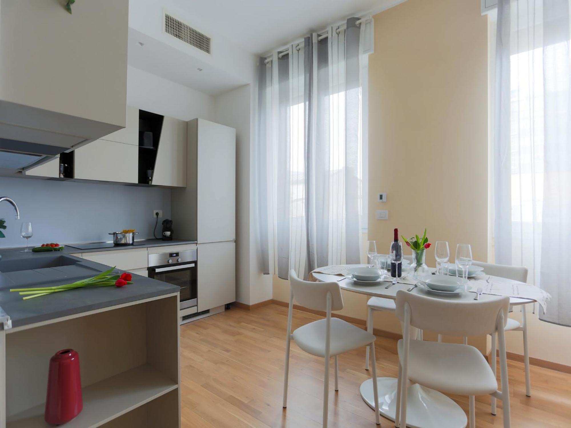 The Best Rent - Bright One-Bedroom Apartment In Corso Vittorio Emanuele II Milánó Kültér fotó