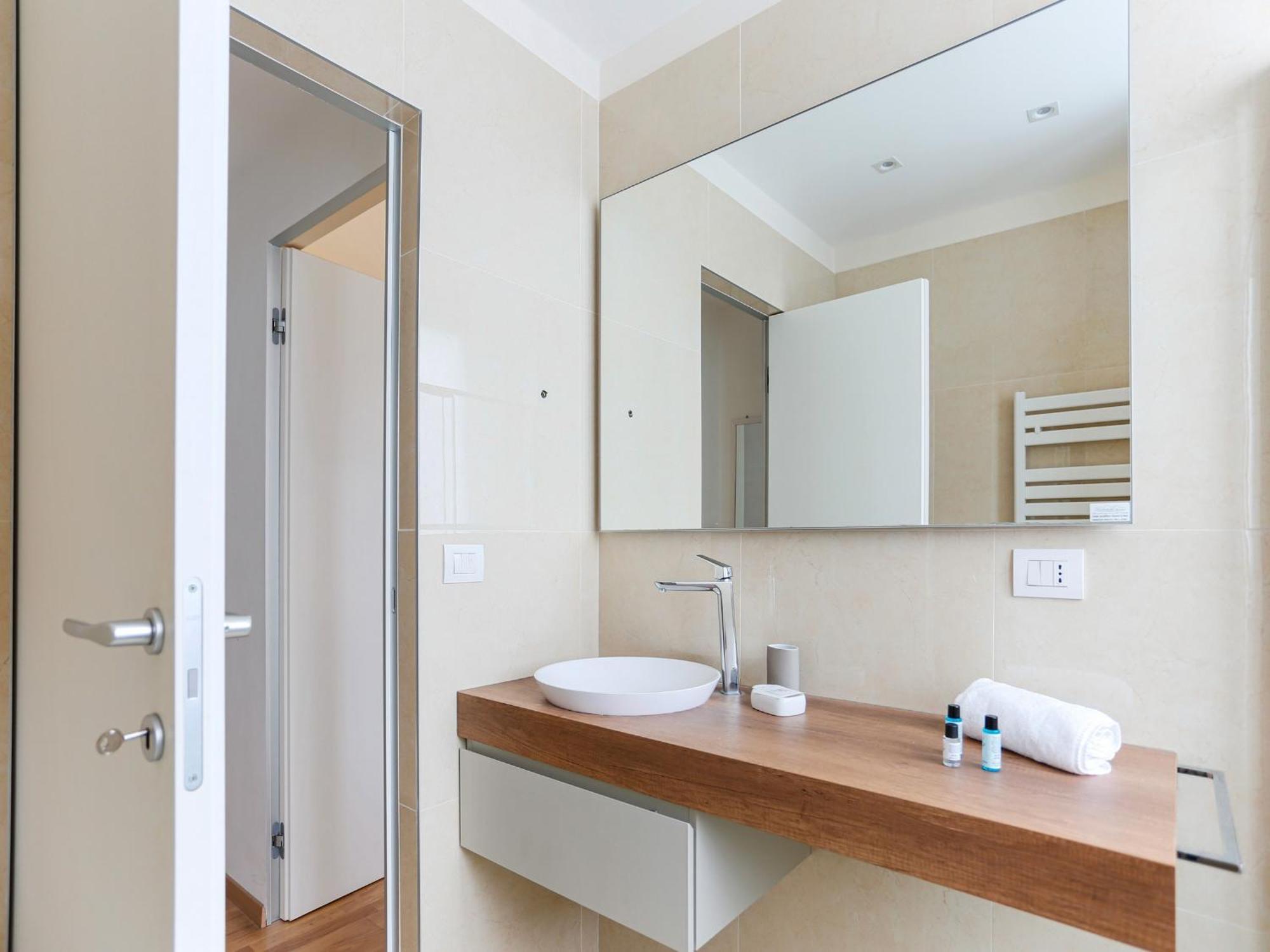 The Best Rent - Bright One-Bedroom Apartment In Corso Vittorio Emanuele II Milánó Kültér fotó